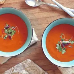 Ile kalorii ma zupa? Odkryj, które zupy są najniższe w kaloriach