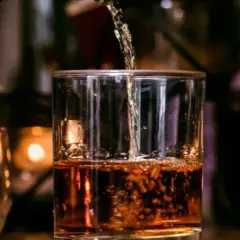 Ile trzyma wino we krwi? Poznaj czynniki wpływające na metabolizm