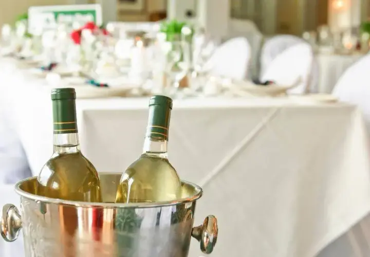 Jakie wino na ślub? Wybierz idealne trunki na wyjątkowy dzień