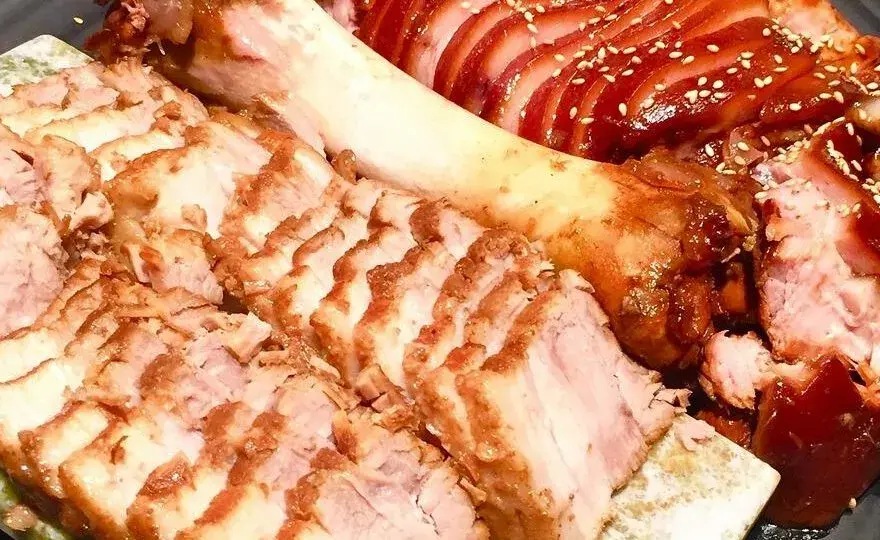 Ile kalorii ma schab gotowany? Zaskakujące różnice w kaloryczności